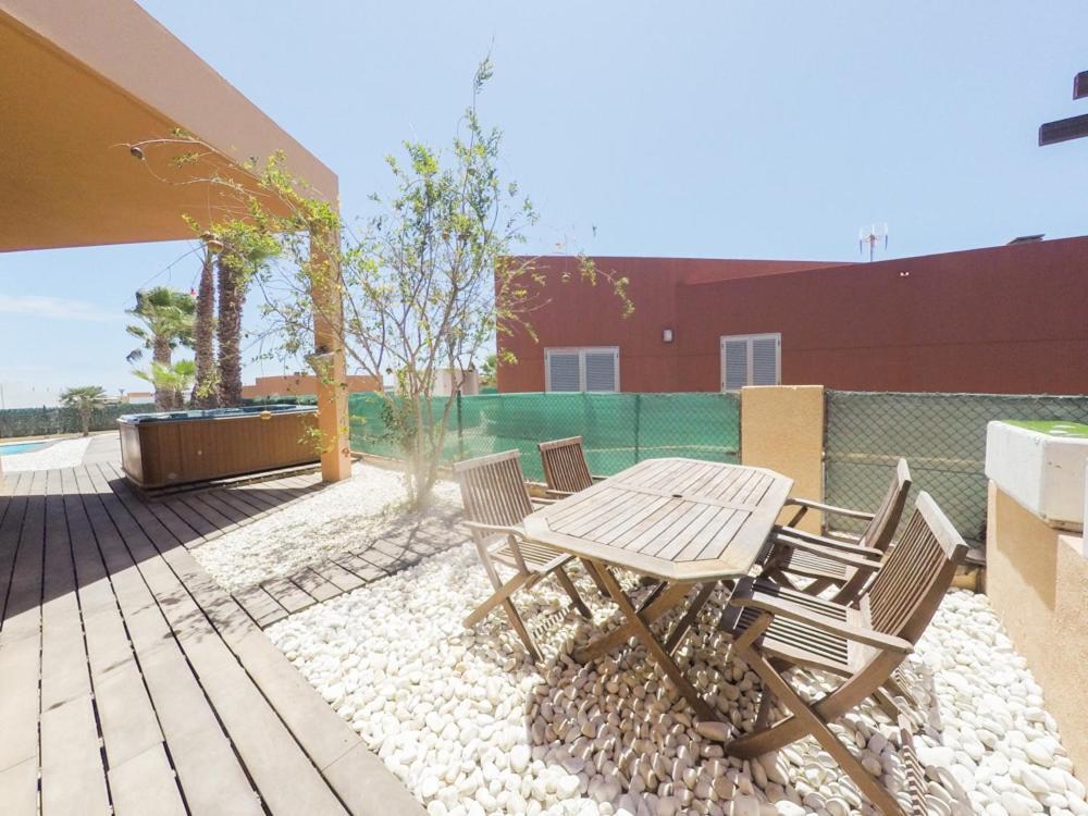 Villa La Marosca - Jacuzzi, Private Pool, 3 Bedrooms Caleta De Fuste Exteriör bild